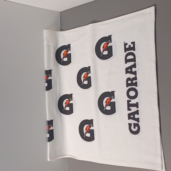 NEW! NEW! 2- Official Gatorade NFL White/Black and Orange Sideline Towels WOW!! - Picture 3 of 9